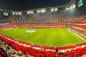 开云体育官方网站-库里攻防两端统治，老鹰封锁森林狼，小球时代的战术革命与生存法则