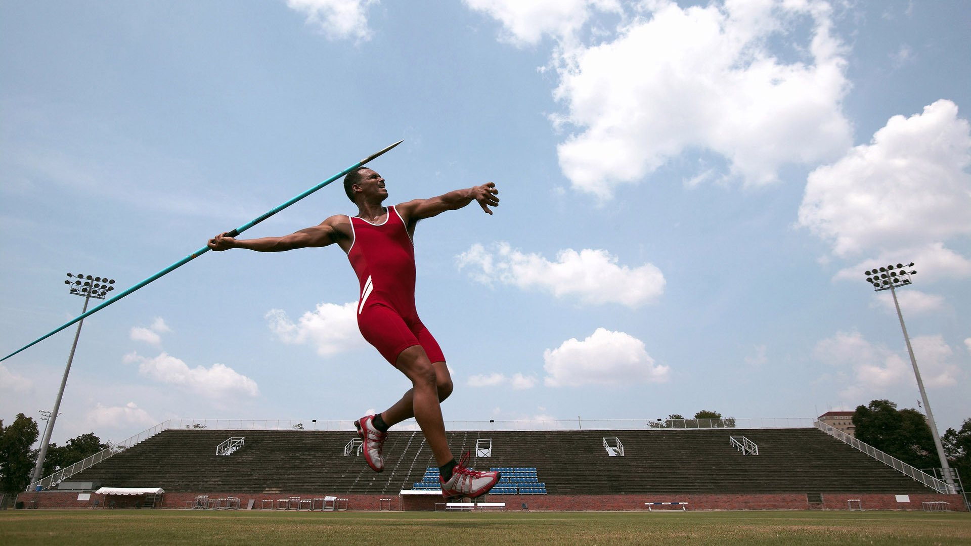 霍勒迪欧冠封神夜，森林狼单节风暴，竞技体育的接管时刻